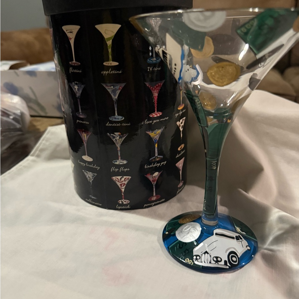 Vintage LOLITA Love My Martini "MILLIONAIRE" Martini Glass RETIRED Hand Painted - Picture 6 of 7